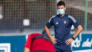 Alkiza dirige los entrenos de Osasuna ante el confinamiento de Arrasate: "Los jugadores están bien"
