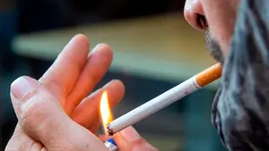 El TSJN tumba la prohibición de Chivite de fumar en las terrazas de los bares: "Es insuficiente la justificación"