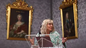 Bildu insiste en abrir un expediente disciplinario por "contratos a dedo" al hermano de Caballero