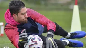 El portero navarro Roberto Santamaría ficha por un equipo de segunda división muy cercano a Pamplona