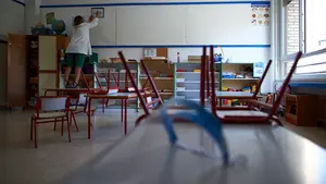 Más de 125.000 € hasta final de año para las limpiezas por Covid-19 en colegios de Pamplona