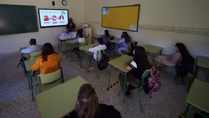 Vacuna Covid en Navarra: insisten en la "necesidad" de vacunar a "todo el profesorado"
