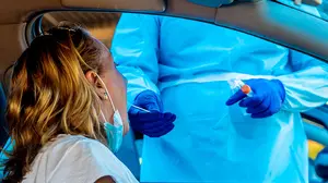 Es "un gran fracaso colectivo": un microbiologo navarro da las claves de lo que se ha "hecho mal" con la pandemia