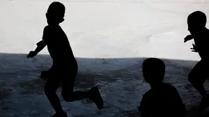 Denuncian que Chivite no hace PCR a los profesores que han estado en contacto con alumnos positivos