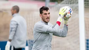 Osasuna deja en Pamplona a tres titulares para el partido de la Copa del Rey ante el RCD Espanyol