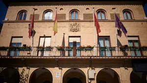 Salud atribuye al relajamiento en las medidas de prevención el contagio masivo en la residencia de Peralta