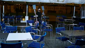 La hostelería navarra se hunde antes de que Chivite imponga sus restricciones: la cifra de negocio cae un 30% en agosto