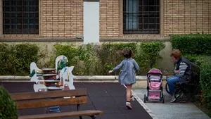 Máximo 20 personas: Pamplona y Tudela reabren sus parques infantiles con limitaciones de aforo