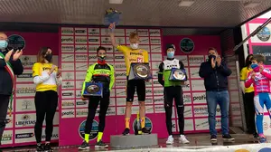 Podium 'navarro' para Roger Adriá en el Giro de Venecia: "Estoy muy contento de acabar así la temporada”