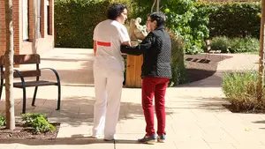 Una asociación de residencias de mayores en Navarra colabora en un programa "urgente" para certificar cuidadores