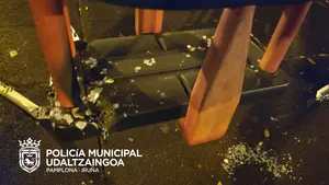 Identificados varios vándalos cuando trataban de quemar un parque infantil en el barrio de la Rochapea