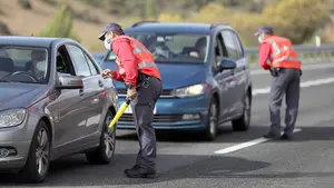 Policía Foral sanciona a 9 personas por no respetar el confinamiento y a otras 5 por no usar mascarilla