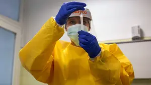 Los casos de Covid-19 se estabilizan en Navarra por encima de los 200 diarios