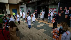 Médicos se concentrarán para "recuperar la Sanidad navarra" y no descartan la huelga