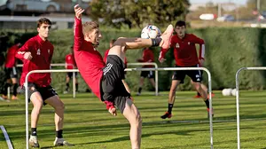 Cinco ausentes en la sesi&oacute;n: Arrasate suelta 'lastre' en una semana sin partido de competici&oacute;n oficial