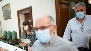 Asirón trata de dirigir al PSN en Pamplona y les pide que no apoyen los presupuestos de Maya: "Sería un error"