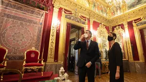 Acusan a Sánchez de acudir a Navarra para "bendecir la entrega de la Comunidad foral a Bildu"