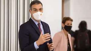 Sánchez no descarta endurecer más las medidas para Navidad tras el deterioro de la pandemia en España