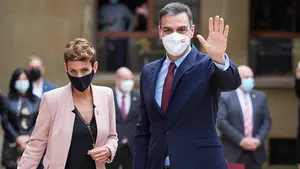 El lapsus de María Chivite al recibir a Pedro Sánchez en el Palacio: le llama jefe de Estado