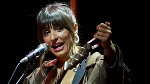 El regalo más caliente de 'La Resistencia': la navarra Chica Sobresalto sorprende a David Broncano