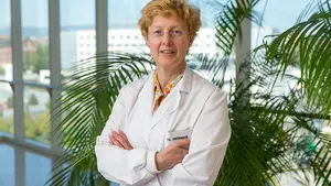 Una doctora de la CUN llega a la OMS gracias a una ponencia de expertos sobre obesidad y coronavirus