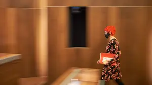 Sanidad y las comunidades autónomas tratan de 'organizar' la Navidad en España para evitar una tercera ola