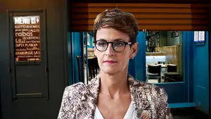 Chivite burla su propia normativa Covid y monta una comida ilegal mientras cierra los bares de Navarra