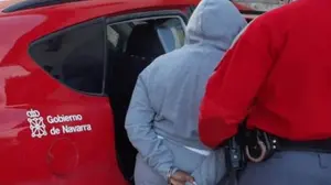 Amenazó con un destornillador a un vigilante cuando le pilló robando: detenido en Tudela