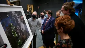 El Parlamento foral gasta 4.000 € en la compra de una foto de Carlos Cánovas a la Federación de Ikastolas