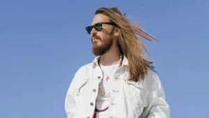 El cantante barcelonés Carlos Sadness dará un concierto en Pamplona el próximo mes de mayo