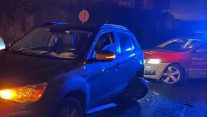 Accidente nocturno en Zizur Mayor con tres veh&iacute;culos implicados: triplica la tasa de alcoholemia permitida 