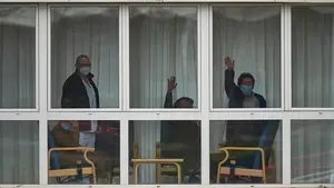 Nuevas medidas en las residencias de Navarra por la "alta transmisión"