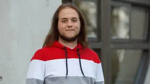 El pamplonés Oskar Fernández Luzuriaga, reelegido como presidente del Consejo de Estudiantes de la UPNA