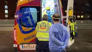 Herido grave tras recibir un disparo en el cuello en plena calle: tratan de esclarecer los circunstancias