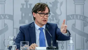 El Gobierno descarta un confinamiento total pero avisa de que la escalada es de "muchísima preocupación"