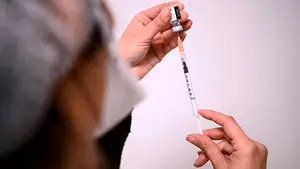 Así justifica el Gobierno de Navarra que se hayan tirado vacunas: "Es un proceso con cierta complejidad"