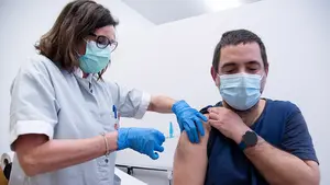 Los consumidores de Navarra exigen a Chivite "agilizar lo máximo posible el proceso de vacunación"