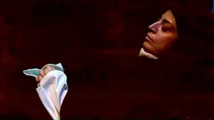 El Teatro Gayarre acoge la nueva obra de una compañía navarra: una reflexión sobre los roles 'femeninos' de la sociedad