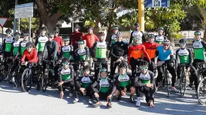 Miguel Induráin, Pedro Delgado y David Bisbal 'apadrinan' al equipo navarro Kern Pharma