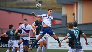 Buen partido de Segunda división B entre la Mutilvera y la SD Logroñés: las mejores imágenes