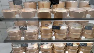 Malestar entre hosteleros de Tudela por la "competencia desleal" de un comedor social en plenas restricciones