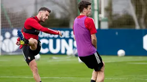 Arrasate ensaya dos cambios en el once titular para medirse al Levante en el Ciudad de Valencia