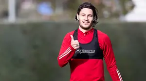 Arrasate se 'olvida' de Juan Cruz, mientras Osasuna está a la espera de Manu Sánchez