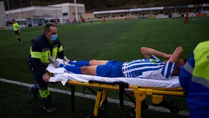 Gravísima lesión del capitán del Izarra que estará entre seis y siete meses lesionado