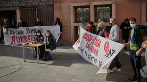 Los sanitarios navarros retomarán las movilizaciones en marzo ante los 'oídos sordos' de Santos Induráin