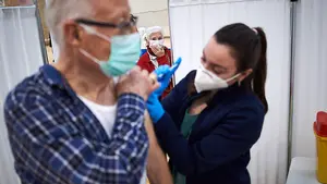 La vacunaci&oacute;n a mayores en Tafalla, Peralta, Sang&uuml;esa y Alsasua: as&iacute; se organizar&aacute;