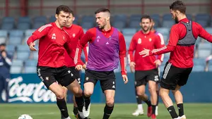 El Covid se ceba con Osasuna: Oier, Torres y Unai García no jugarán ante el Valladolid