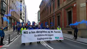 Trabajadores de MTorres se manifiestan en Pamplona por los despidos anunciados