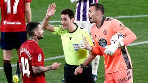Osasuna: nuevo escándalo arbitral en un partido sin noticias de Ramalho y Gallego 
