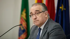 La oposición amenaza a Maya: le exigirá "responsabilidades" por la pasarela del Labrit